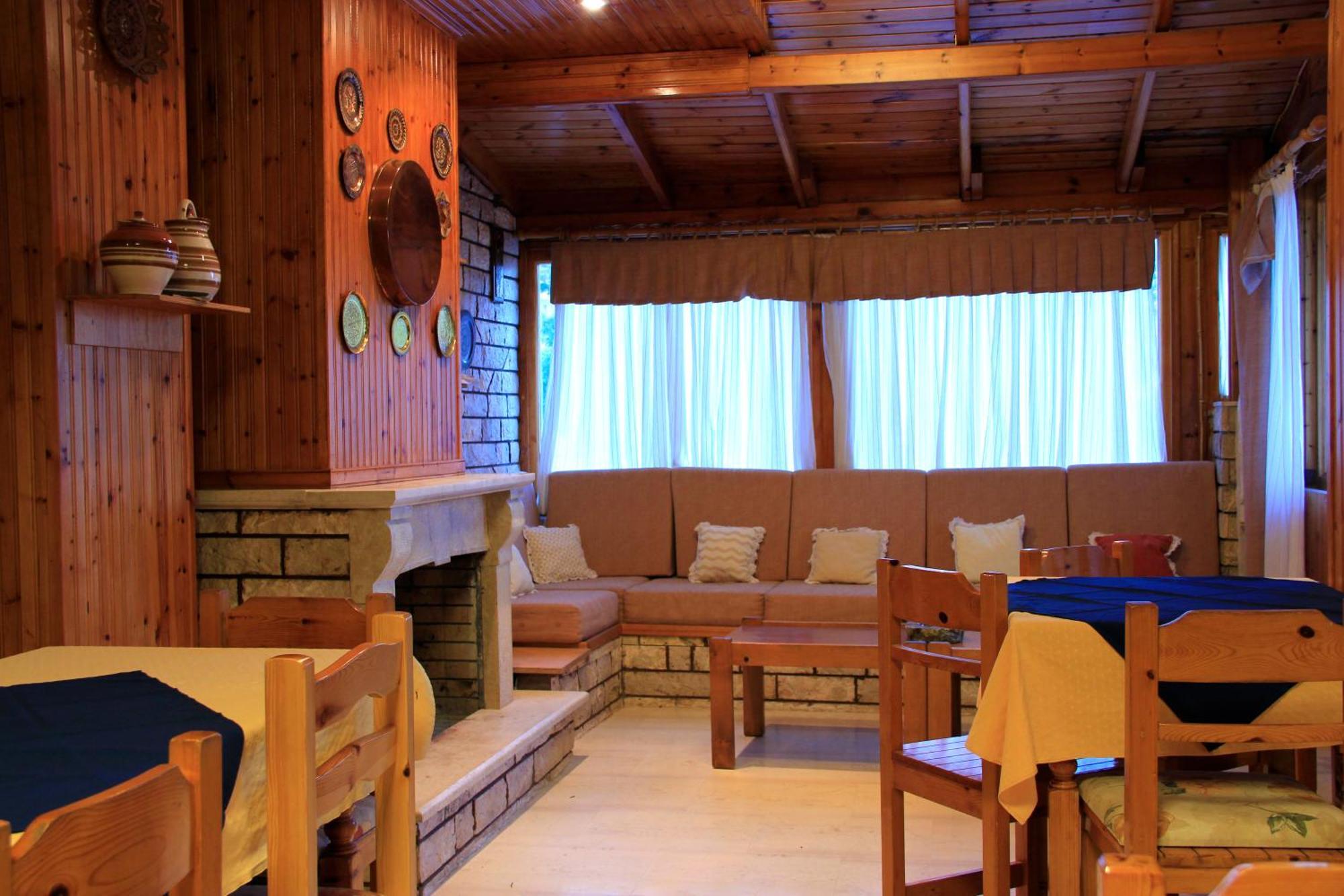 Hotel Galaxias