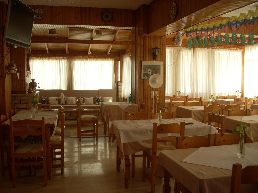 Hotel Galaxias 2*