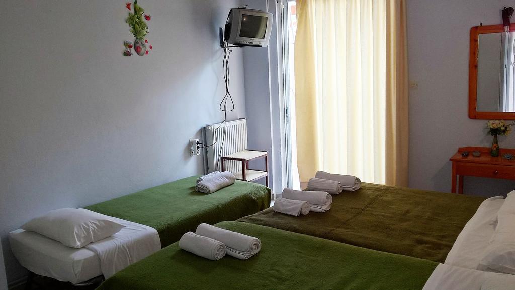 Hotel Galaxias 2*